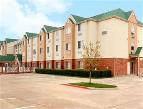 Days Inn and Suites Plano Medical Center/Dallas