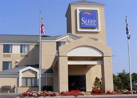 Sleep Inn & Suites
