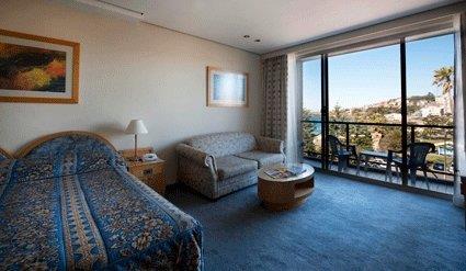 Coogee Sands Hotel & Apartments
