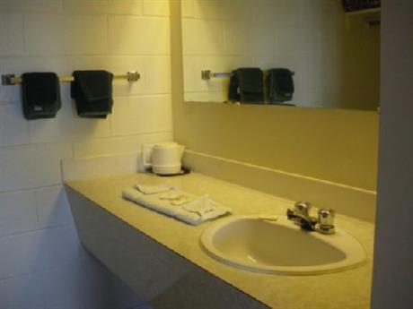 Caravan Motel