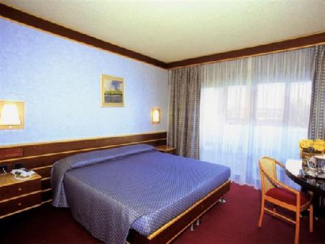 Petra Hotel and Residence Rome