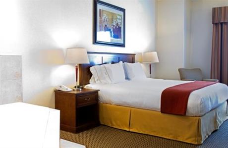 Holiday Inn Express Hotel & Suites DRAYTON VALLEY