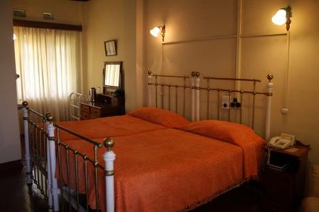 Bandarawela Hotel