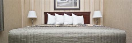 Redwood Inn And Suites