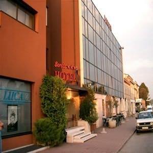 Hotel Bareta