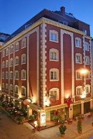 Yasmak Romance Hotel