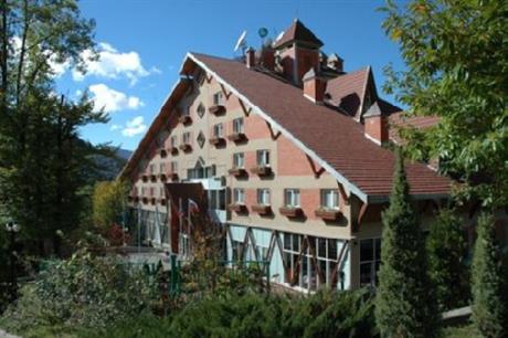Peak Hotel