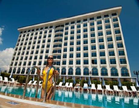 Harrington Park Resort Hotel