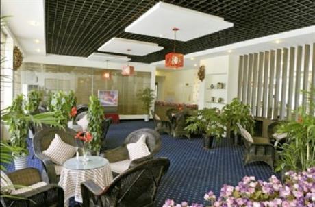 Snow Mountain Sunshine Administer Active Hotel