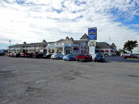 Best Western Pioneer Inn & Suites