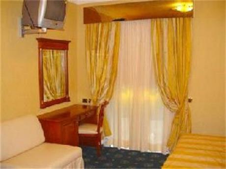 Hotel 2000 Roma