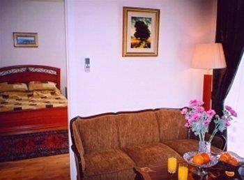 Azcot Hotel