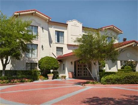 Baymont Inn and Suites Houston Hobby AP