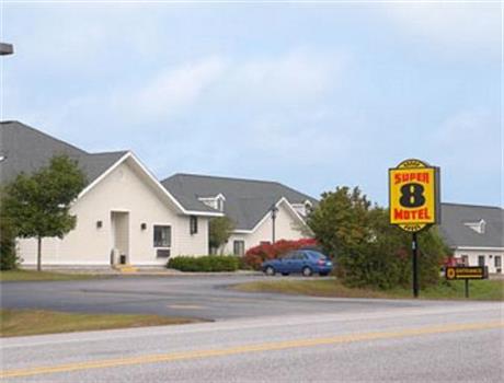 Super 8 Motel Freeport ME/L.L.Area