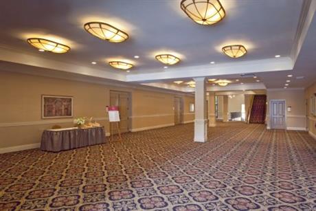 Crowne Plaza SAN DIEGO - MISSION VALLEY