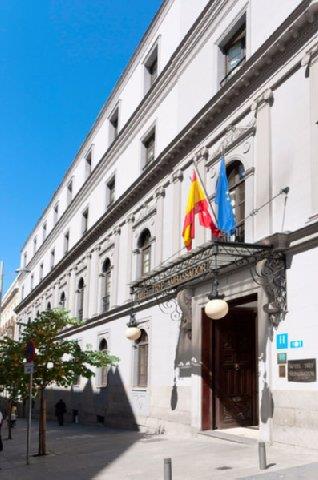 Tryp Ambassador