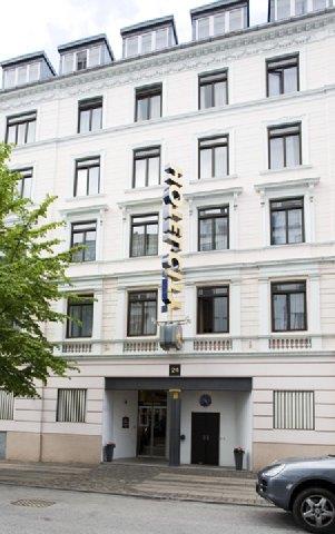 B.W. Hotel City