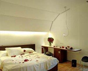 Black Hotel