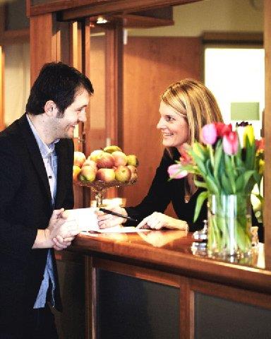 Hotell Aston