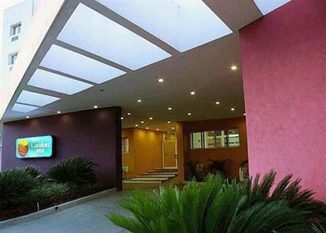 Comfort Inn Monterrey Valle
