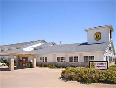 Super 8 Motel - Stuart