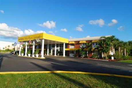 BEST WESTERN Palm Beach Lakes