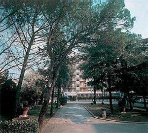 Auto Park Hotel