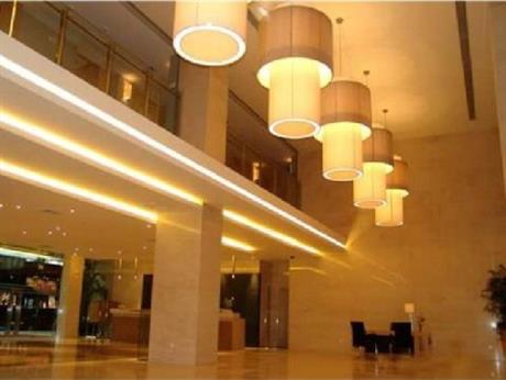 Golden Bridge Hotel