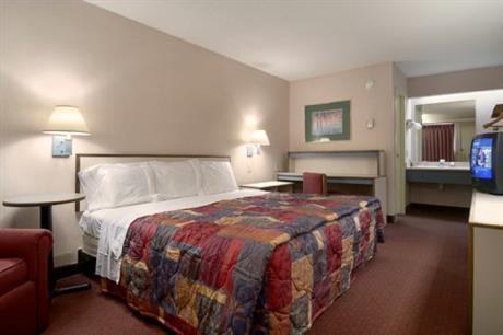 Red Roof Inn Atlanta Indian Trail