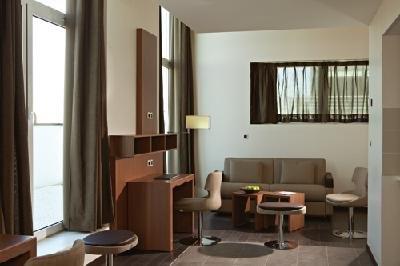 PARK SUITES PRESTIGE PARIS 13