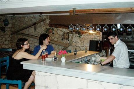 Amphora Hotel