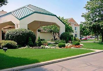 Courtyard Lansing