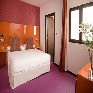 Room Mate Shalma