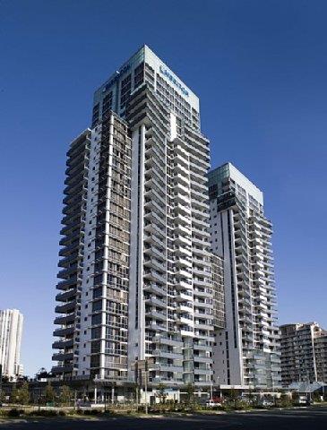 Meriton Broadbeach