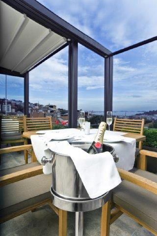 Tomtom Suites
