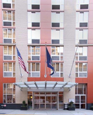 DoubleTree by Hilton New York  Times Square South
