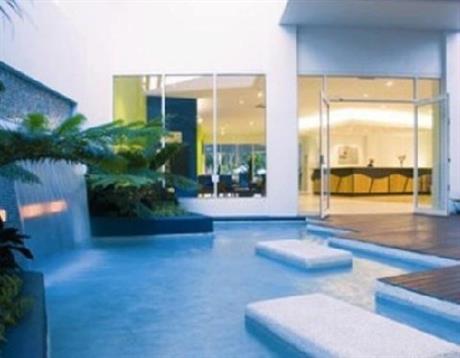 Oaks Lagoons