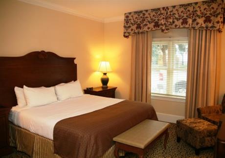 Holiday Inn HISTORIC DISTRICT (MULBERRY)