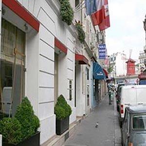 Moulin Plaza