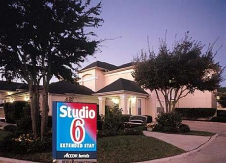 Studio 6 Houston - Hobby