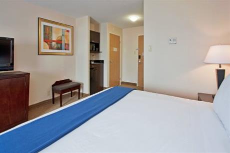 Holiday Inn Express Hotel & Suites SWIFT CURRENT