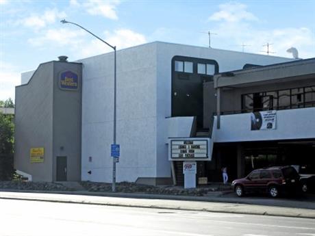 Best Western Golden Lion Hotel