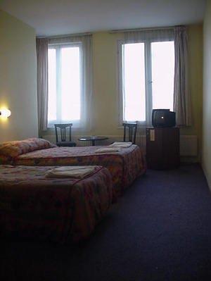 City Hotel