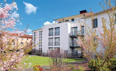 PARK AND SUITES LYON VAISE