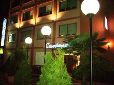 INTER-HOTEL LE CANTEPAU