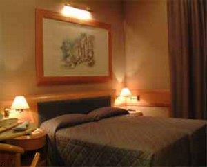 Hotel White