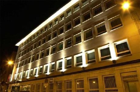 Tryp Infanta Mercedes