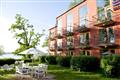 Hotel J