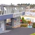 Waterfront Lodge