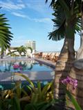 CocoStyle Residences